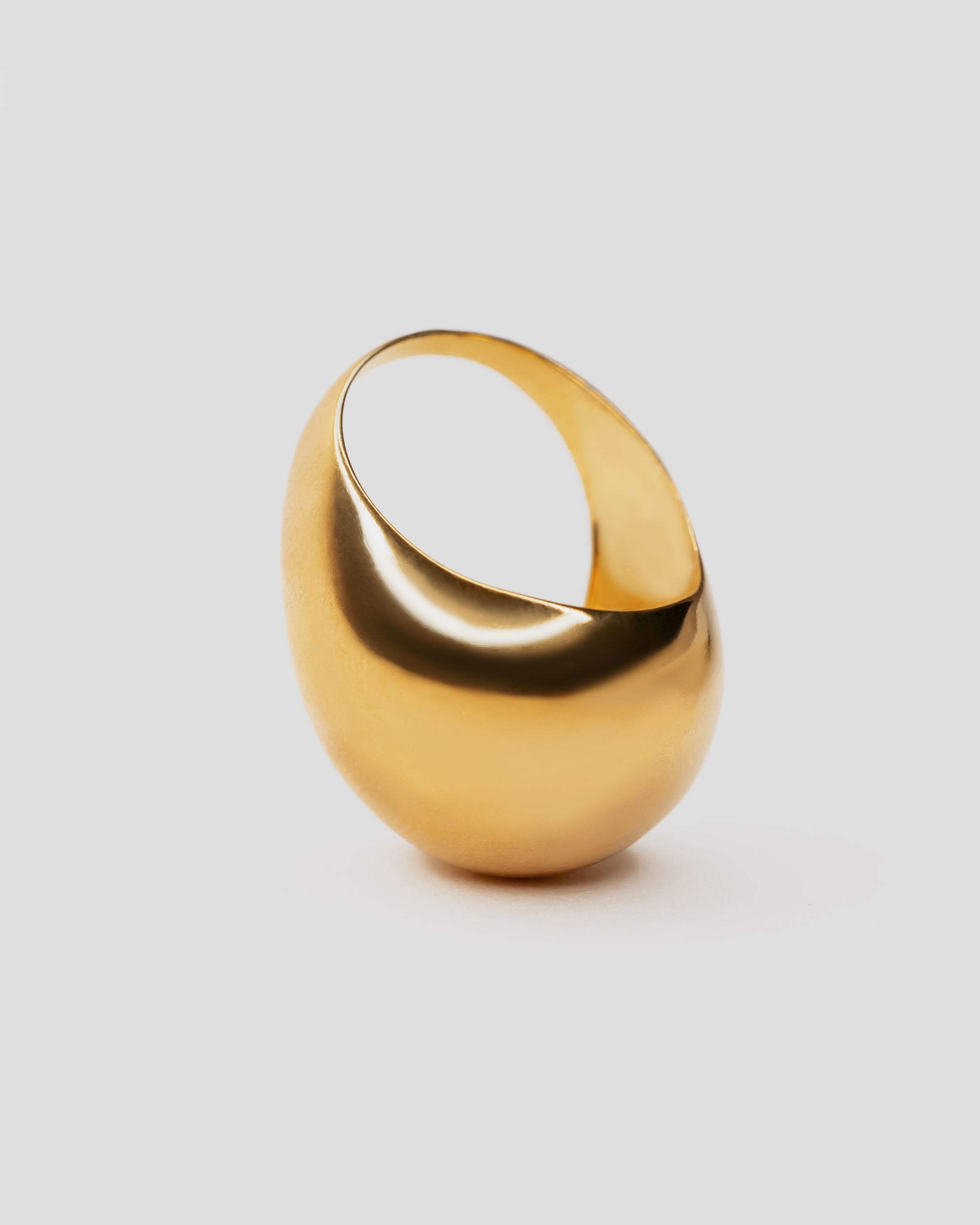 позолоченное объемное кольцо basic 2